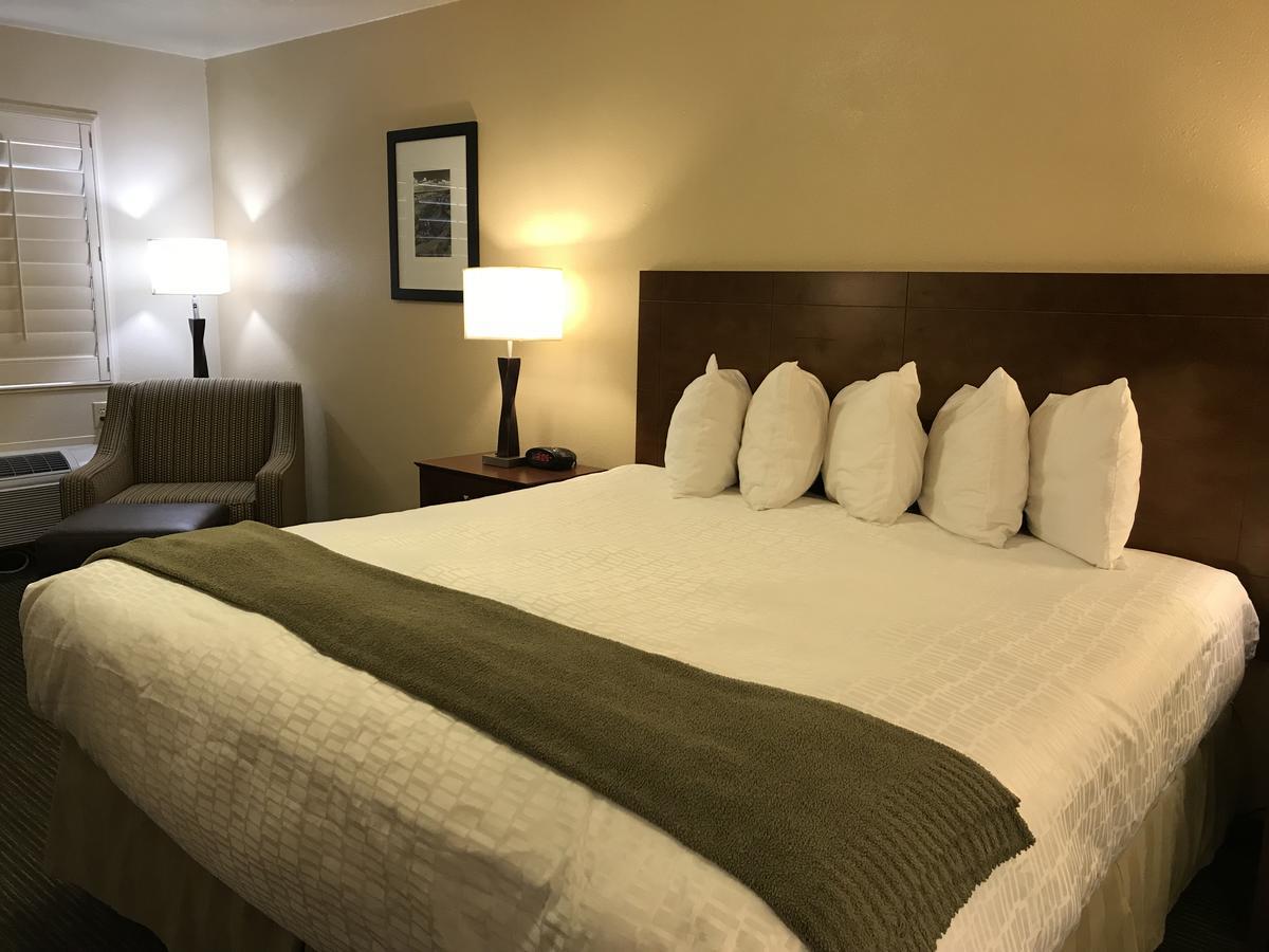 Dinosaur Inn & Suites Vernal Dış mekan fotoğraf